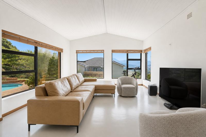 4 Bedroom Property for Sale in Northshore Western Cape
